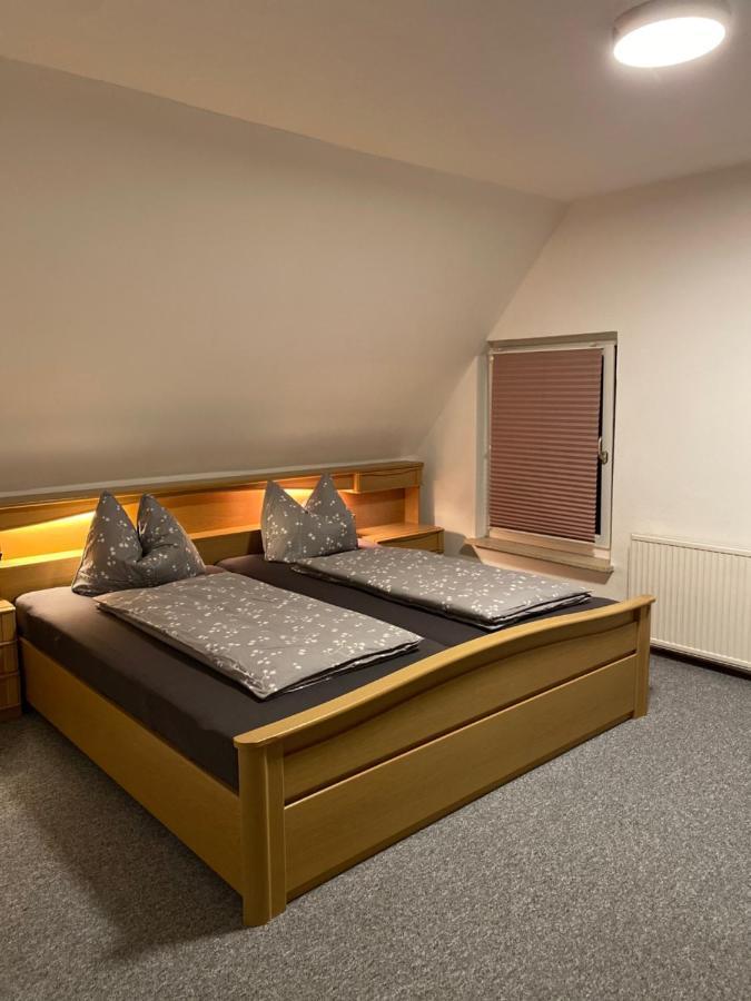 Am Fusse Zur Napoleonschanze Hohnstein Esterno foto